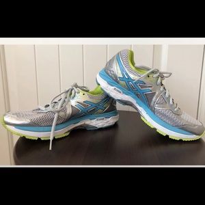 Asics GT 2000 Women's Running Shoes Size 8